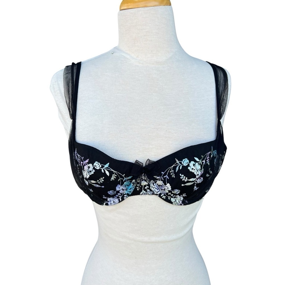 Victoria’s‎ Secret Metallic Embroidered Balconet Bra Mesh Straps Crystal 34C GUC